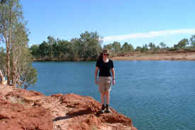 joatrockypoolgascoyneriver.jpg (60197 bytes)