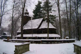 littlewoodenchurch.jpg (81869 bytes)